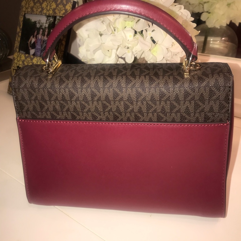 Michael Kors Purse - Picture 3 of 5